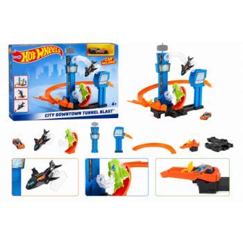 Ігровий трек Hot Wheels «Аеропорт» моторизований з літаками та машинкою, запуск автомобіля в повітря