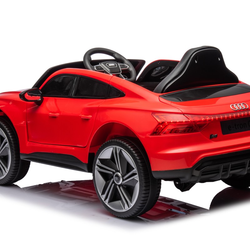 Дитячий двомоторний електромобіль з ліцензією Audi RS E-Tron BF717