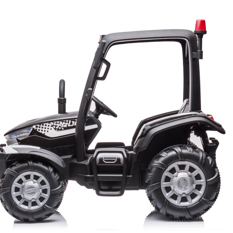 Дитячий чотирьохмоторний трактор BT206C
