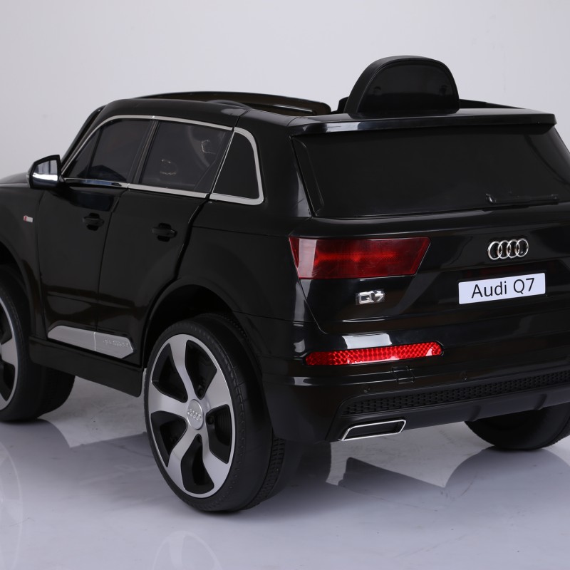 Дитячий електромобіль Audi Q7 YJ2188В