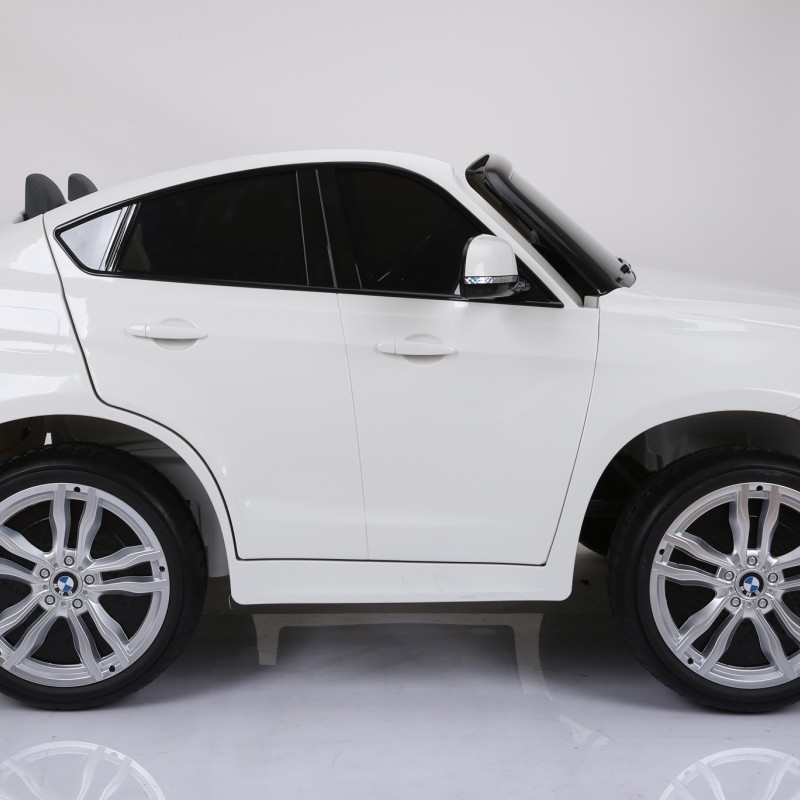 Дитячий двомісний електромобіль ліцензія BMW Х6 JJ2168B